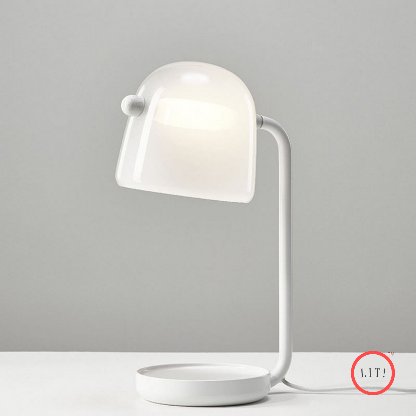 High-End Quality Nordic Mona Table Lamp